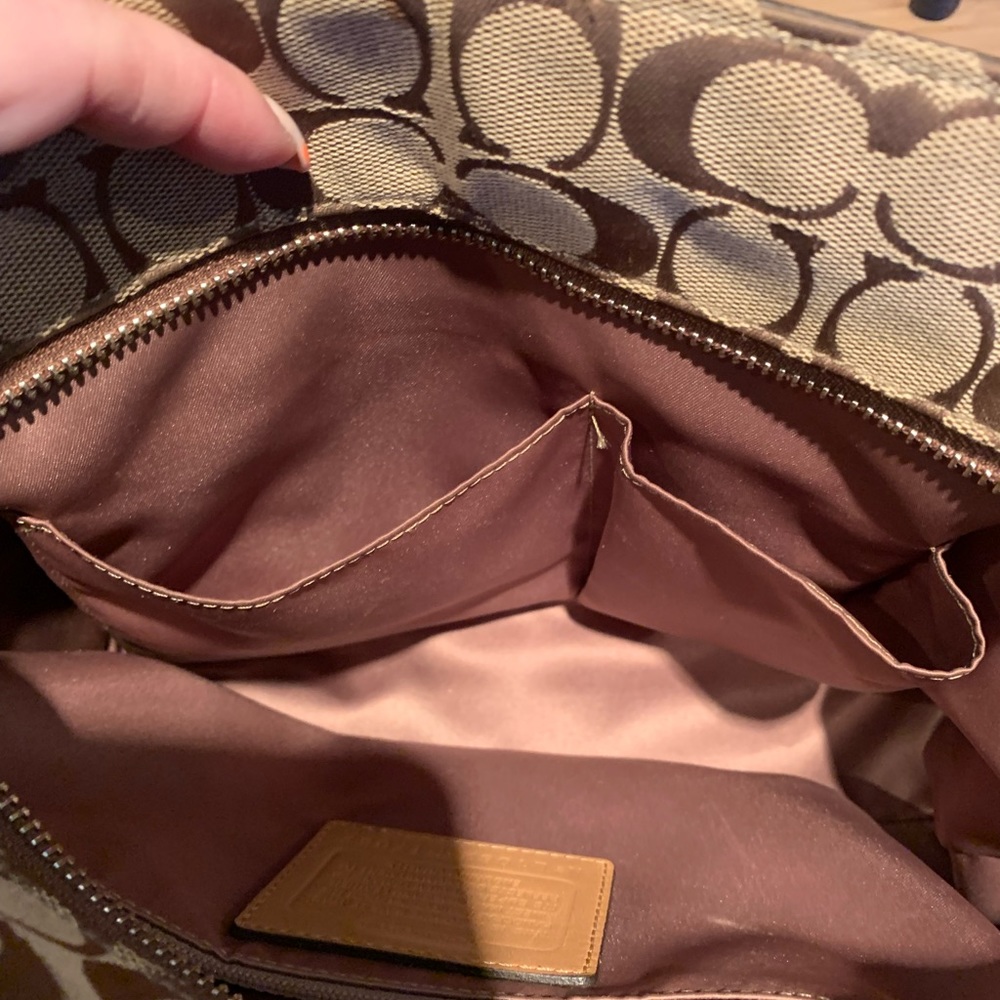 Excellent condition coach bag!!! - Picture 10 of 14